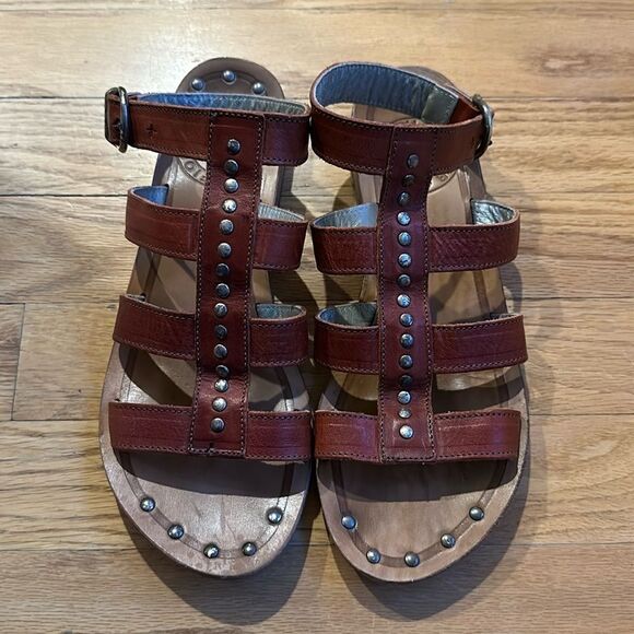 Fiorentini + Baker EU 38 or US 7.5 gladiator sandals cognac leather silver studs - Picture 1 of 6
